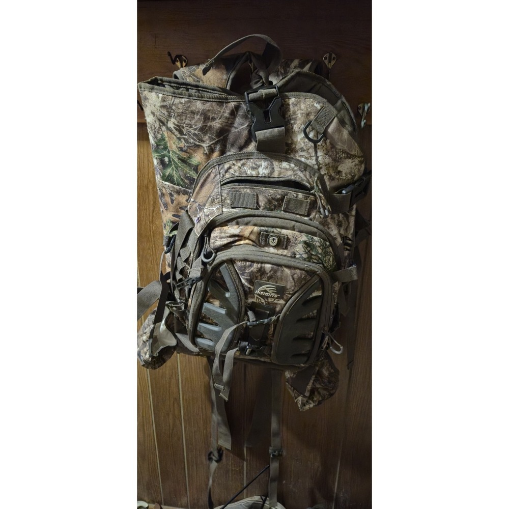 Insights Vision Bow Pack ‎ Camo Backpack